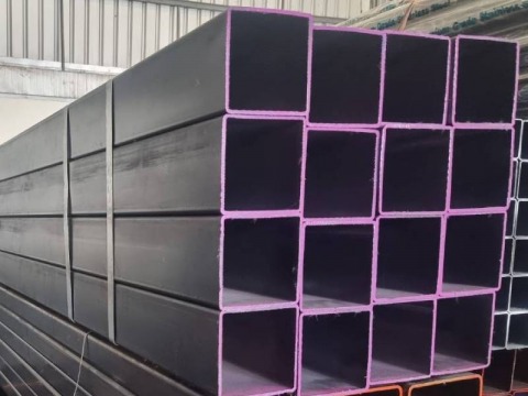 เหล็กกล่องสี่เหลี่ยม